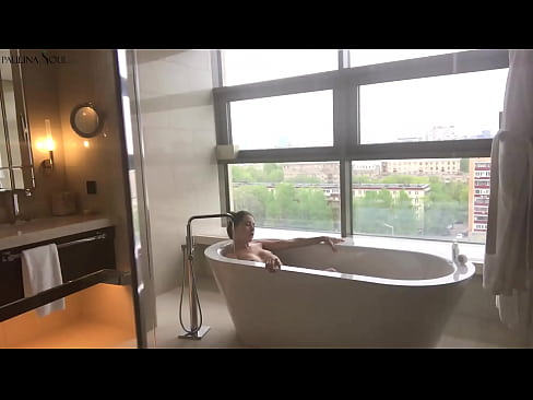 ❤️ Una nena tremenda masturbant-se apassionadament el cony al bany Vídeo de merda al ca.porn-mz-com.ru ﹏